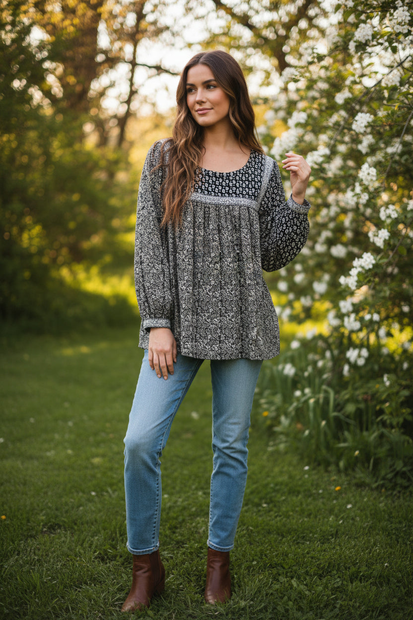 "Gap" Long Sleeve Paisley Peasant Blouse