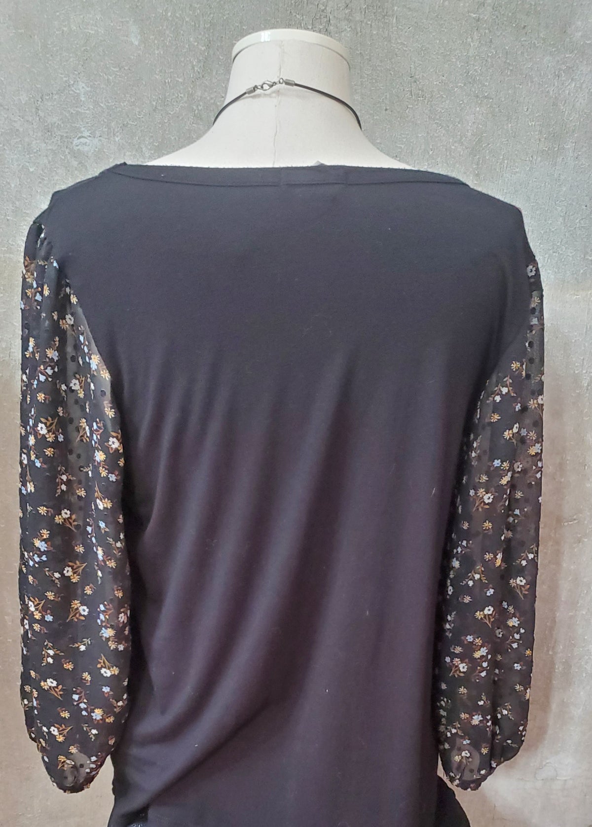 "Pebble and Stone" Printed Sheer Three Quarter Sleeve T