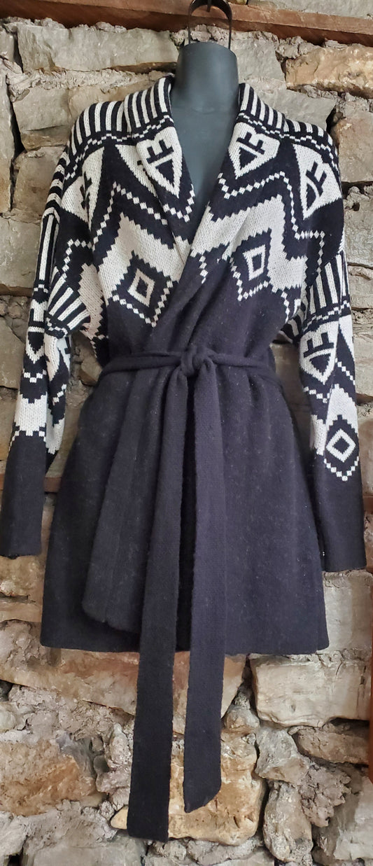 "Rachel Roy" Nevada Print Top and Sleeves Mid-Length Sweater