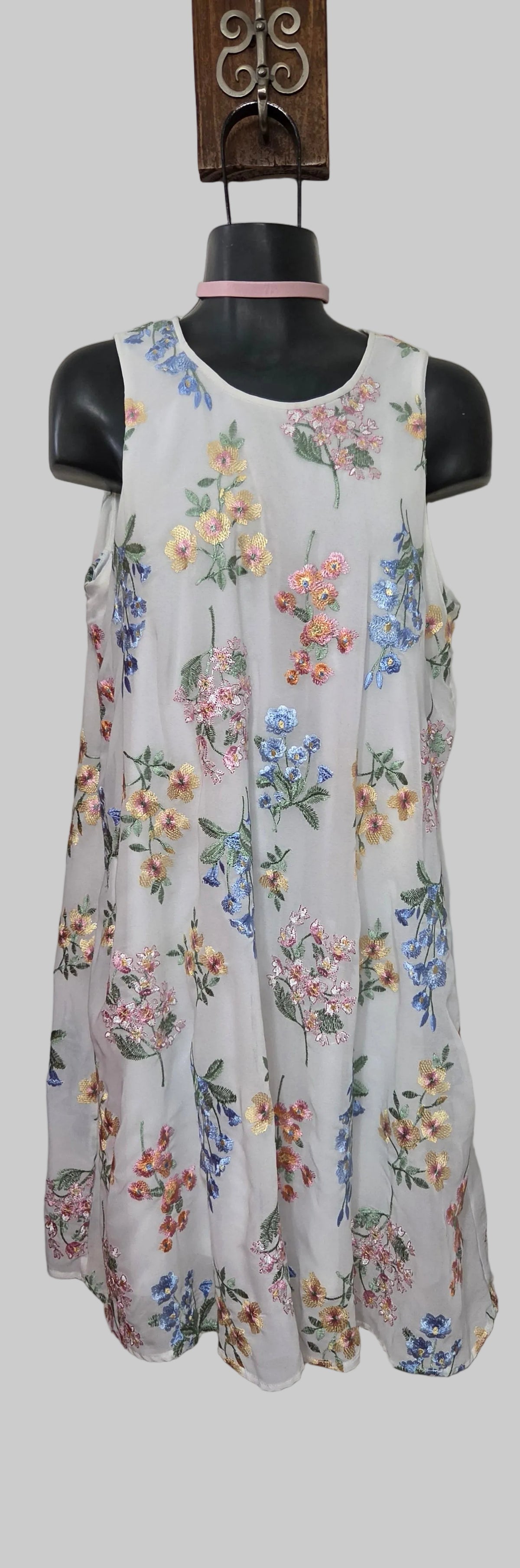 "Calvin Klein" Sleeveless Floral Dress