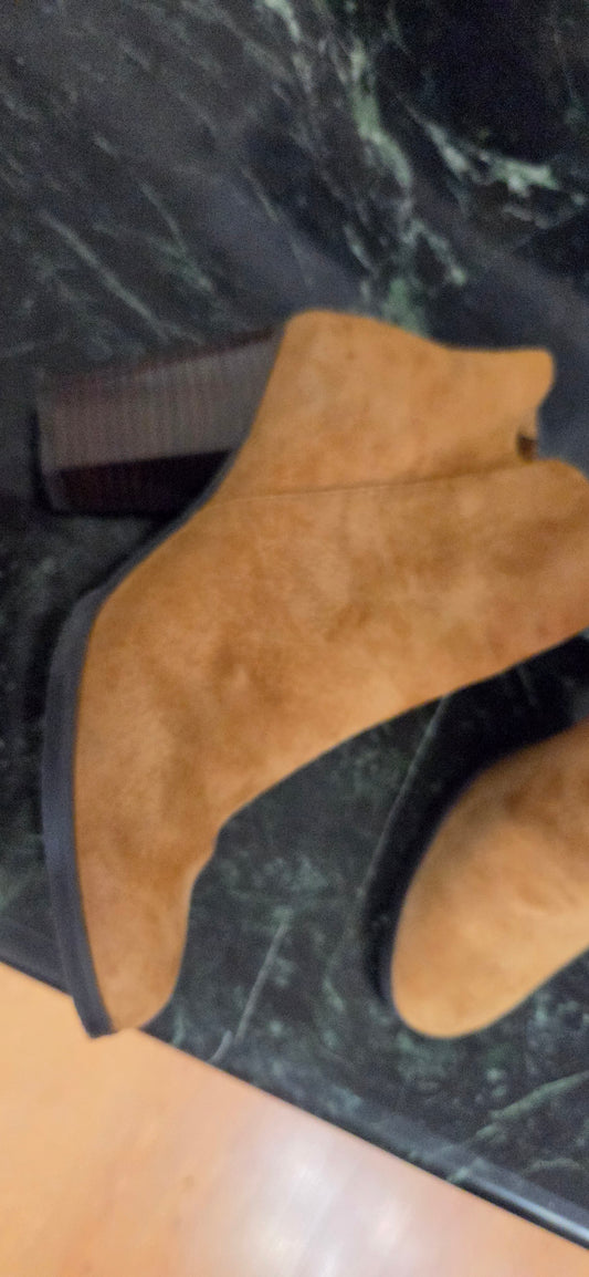 "Le Chateau" Ankle Boot with Side Zip