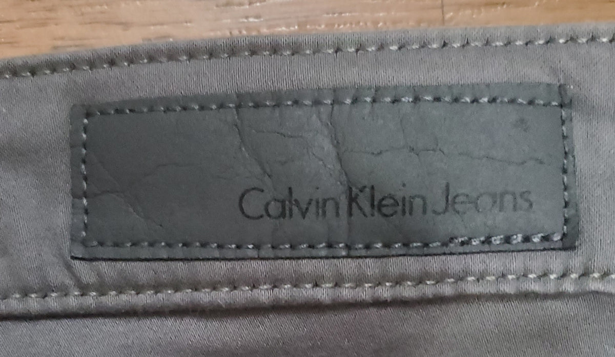 "Calvin Klein" High-Rise Straight Leg Stretch Jeans