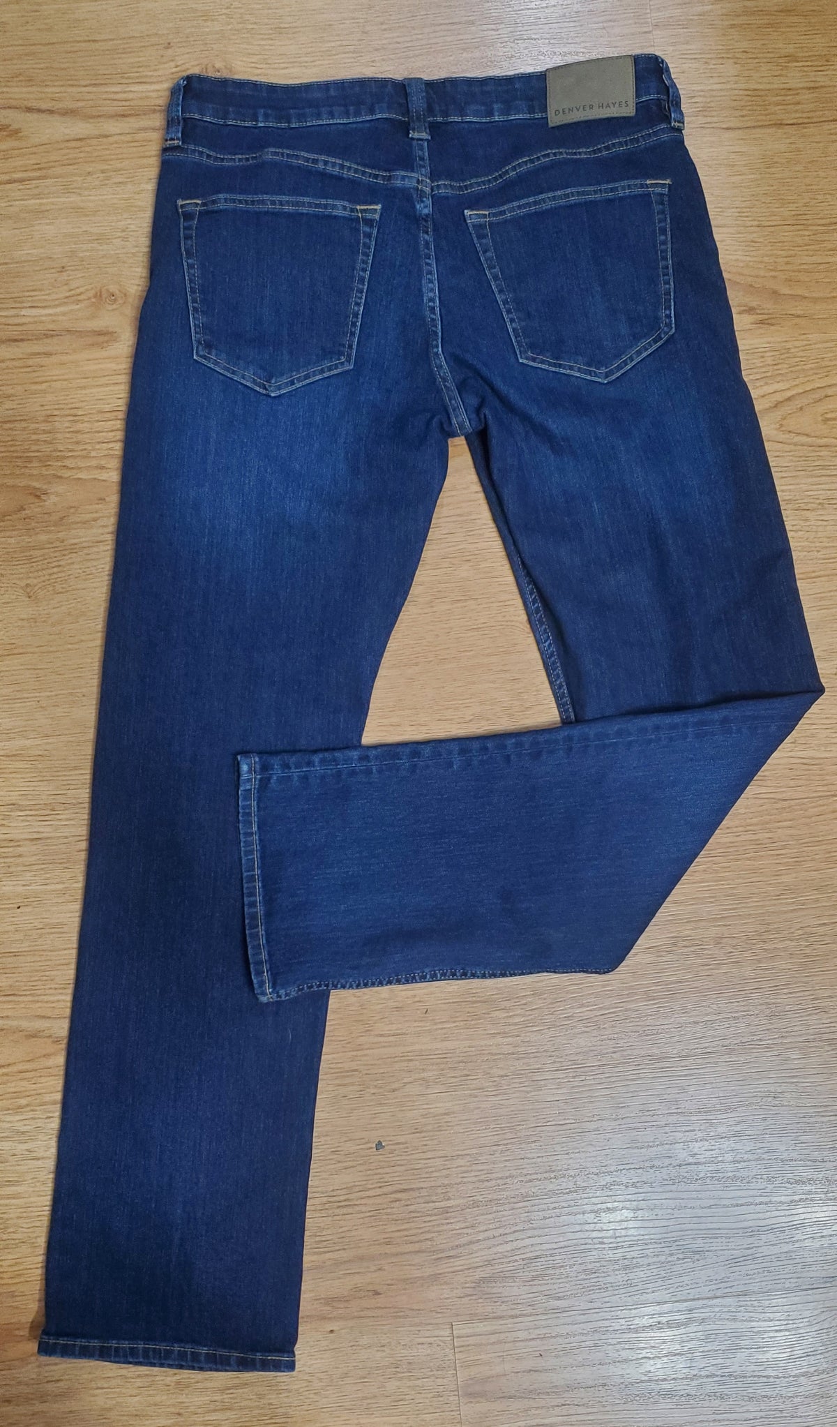 "Denver Hayes" Straight Leg Stretch Jeans